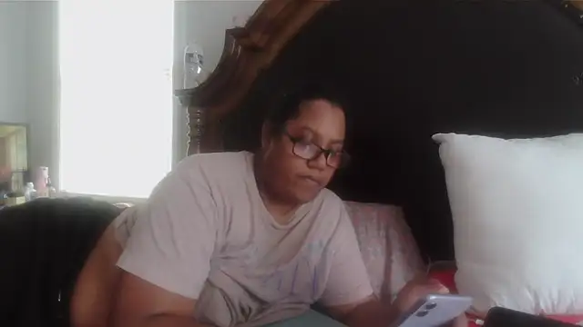 ebonyred online show from March 2026 07:48:01 PM