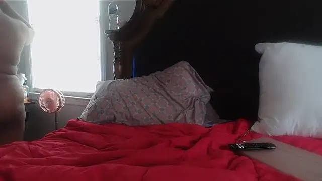 ebonyred online show from April 2026 01:51:01 PM