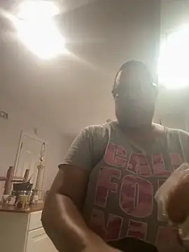 ebonyred online show from December 2025 02:18:01 PM