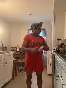 ebonyred online show from October 2025 01:56:01 PM