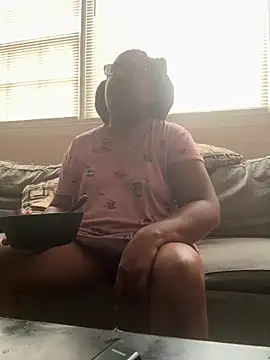 ebonyred online show from February 2026 02:05:01 PM