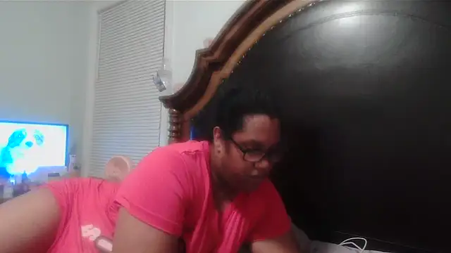 ebonyred online show from March 2026 12:05:01 AM