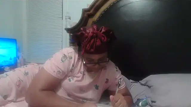ebonyred online show from October 2025 02:31:02 AM