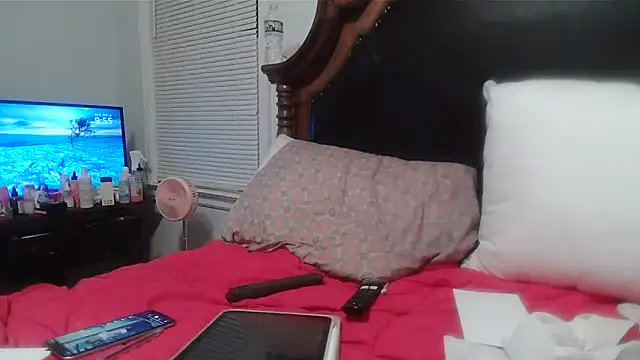 ebonyred online show from April 2026 01:56:02 AM