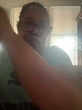 ebonyred online show from December 2025 02:06:02 PM