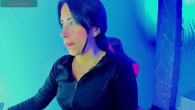 sylvana 19 online show from September 2025 09:05:01 PM