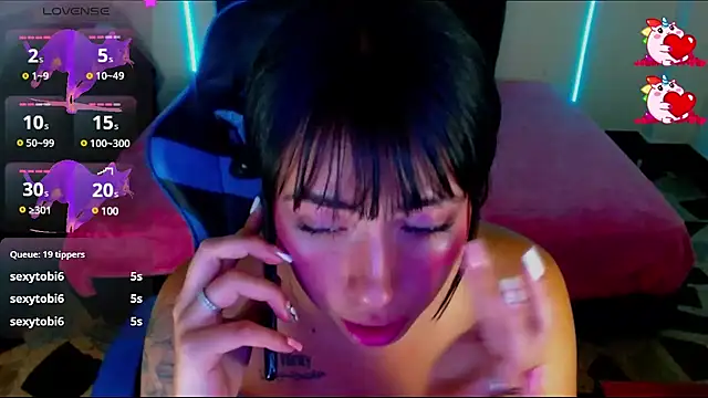 sylvana 19 online show from December 2024 09:00:02 PM