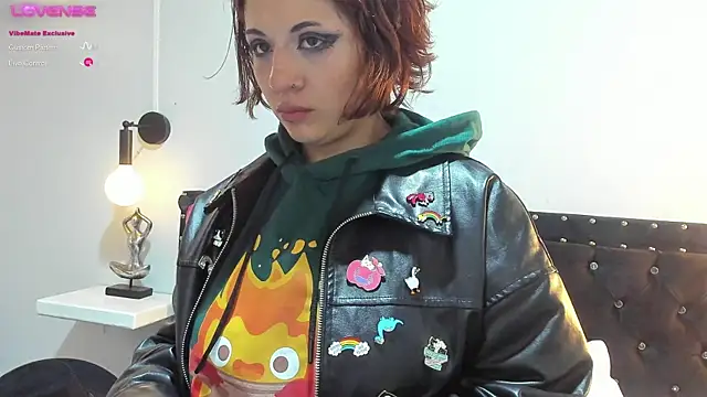 Snapshot of hey_noraly chatting on October 2025 01:12:02 PM hey noraly online show from October 2025 01:12:02 PM