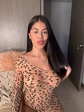 Snapshot of MelissaWaltton chatting on December 2025 10:58:02 PM MelissaWaltton online show from December 2025 10:58:02 PM