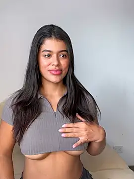 Snapshot of MelissaWaltton chatting on March 2025 08:29:02 PM MelissaWaltton online show from March 2025 08:29:02 PM