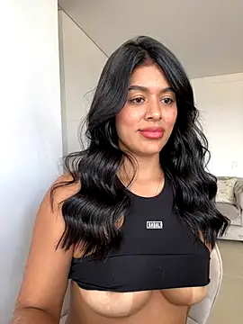 Snapshot of MelissaWaltton chatting on October 2025 06:32:02 PM MelissaWaltton online show from October 2025 06:32:02 PM