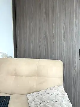 Snapshot of MelissaWaltton chatting on November 2025 03:23:02 PM MelissaWaltton online show from November 2025 03:23:02 PM