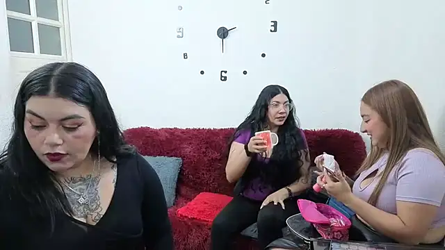  sweetcarla online show from June 2026 04:01:02 PM