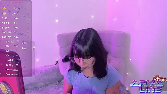 arysUwU online show from April 2026 03:41:01 AM