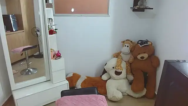 stassie xxx online show from October 2025 05:47:01 PM