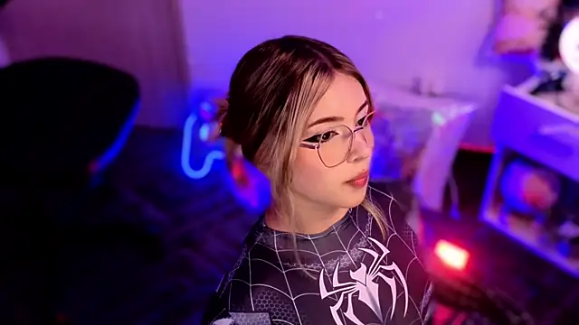 EmilyMiller  online show from July 2026 03:31:01 PM