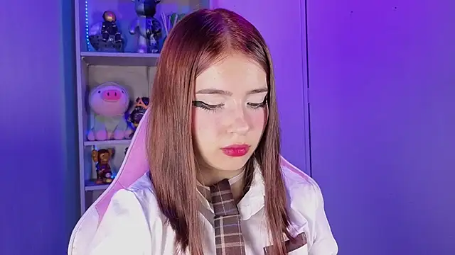 Snapshot of EmilyMiller_ chatting on October 2025 04:26:02 PM EmilyMiller online show from October 2025 04:26:02 PM