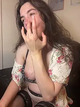 GillKelly online show from October 2025 05:38:02 AM