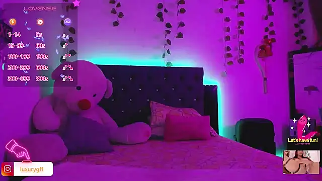 Snapshot of Pocahontaslovex chatting on October 2025 12:37:01 PM Pocahontaslovex online show from October 2025 12:37:01 PM