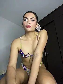 Snapshot of cheryl_blossom69 chatting on March 2025 03:23:02 AM cheryl blossom69 online show from March 2025 03:23:02 AM