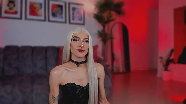 Taylor  foxxx online show from November 2025 05:18:02 AM