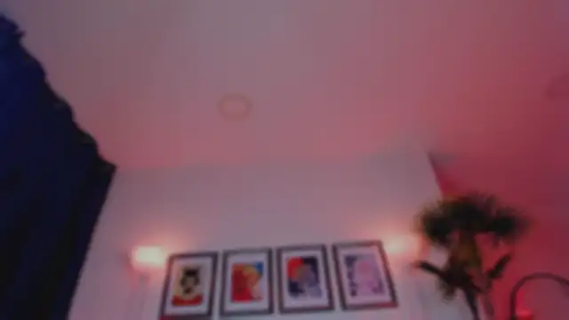 Taylor  foxxx online show from September 2025 05:02:01 AM