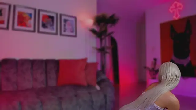 Taylor  foxxx online show from April 2026 06:20:01 AM