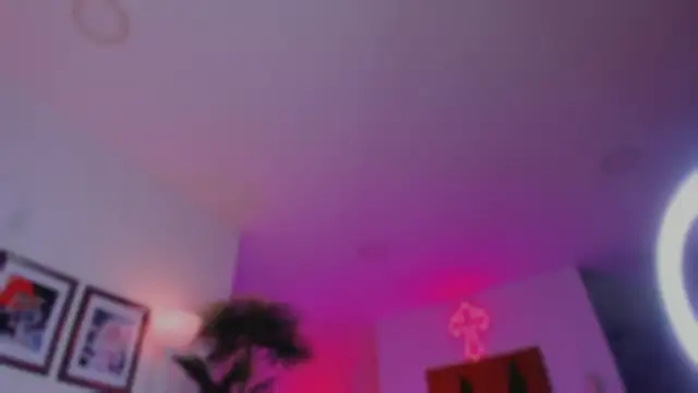 Taylor  foxxx online show from October 2025 04:44:02 AM