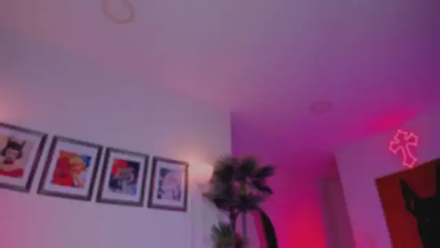 Taylor  foxxx online show from January 2026 08:07:02 AM