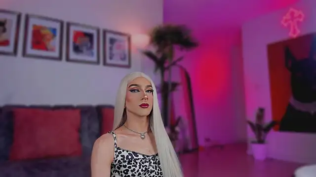 Taylor  foxxx online show from October 2025 05:39:01 AM