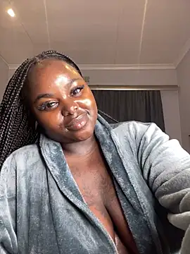 Snapshot of Honeycoco0211 chatting on May 2026 01:59:03 AM Honeycoco0211 online show from May 2026 01:59:03 AM