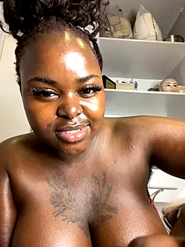 Honeycoco0211 online show from October 2025 03:30:01 AM
