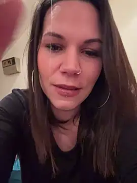 Snapshot of Lady_Knaller chatting on January 2025 10:30:02 PM Lady Knaller online show from January 2025 10:30:02 PM