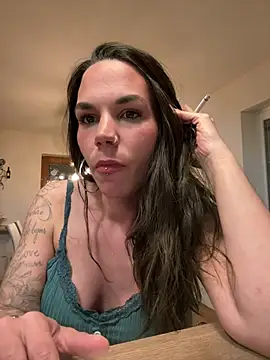 Lady Knaller online show from April 2026 07:42:01 PM