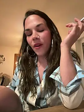 Lady Knaller online show from April 2026 07:32:01 PM