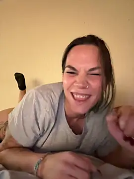 Snapshot of Lady_Knaller chatting on October 2025 06:30:02 PM Lady Knaller online show from October 2025 06:30:02 PM