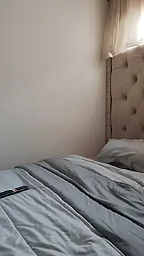 Deisy Torres online show from November 2025 01:15:02 PM