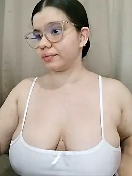 Danzel1105 online show from November 2025 03:00:02 AM