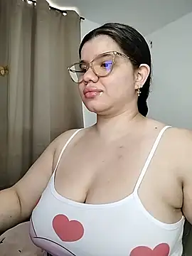 Danzel1105 online show from June 2026 04:45:01 PM