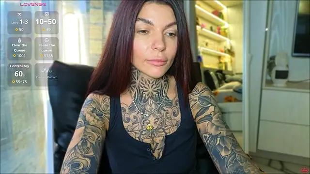 Snapshot of tattooedBabyy chatting on May 2026 10:08:01 AM tattooedBabyy online show from May 2026 10:08:01 AM