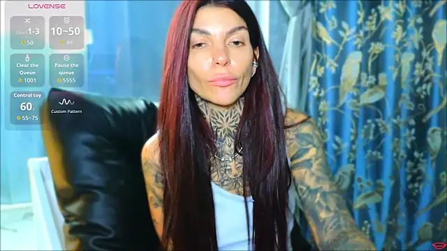 Snapshot of tattooedBabyy chatting on April 2026 10:01:01 AM tattooedBabyy online show from April 2026 10:01:01 AM