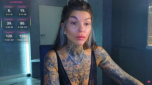 Snapshot of tattooedBabyy chatting on September 2025 08:43:02 AM tattooedBabyy online show from September 2025 08:43:02 AM