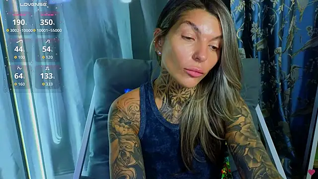 tattooedBabyy online show from November 2025 08:07:02 AM