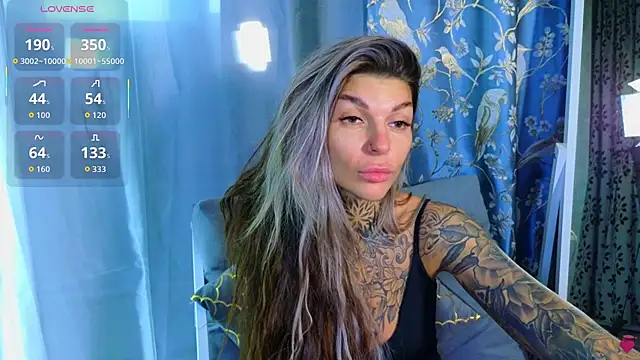 Snapshot of tattooedBabyy chatting on October 2025 08:26:01 AM tattooedBabyy online show from October 2025 08:26:01 AM