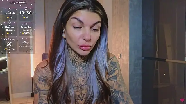 Snapshot of tattooedBabyy chatting on February 2025 05:18:02 PM tattooedBabyy online show from February 2025 05:18:02 PM