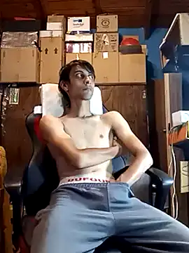 Snapshot of takumysexy chatting on December 2024 12:48:02 AM takumysexy online show from December 2024 12:48:02 AM