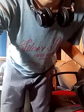 Snapshot of takumysexy chatting on December 2024 02:59:01 AM takumysexy online show from December 2024 02:59:01 AM