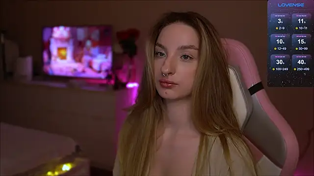 Snapshot of Lexy_kiky chatting on February 2025 11:46:02 PM Lexy kiky online show from February 2025 11:46:02 PM