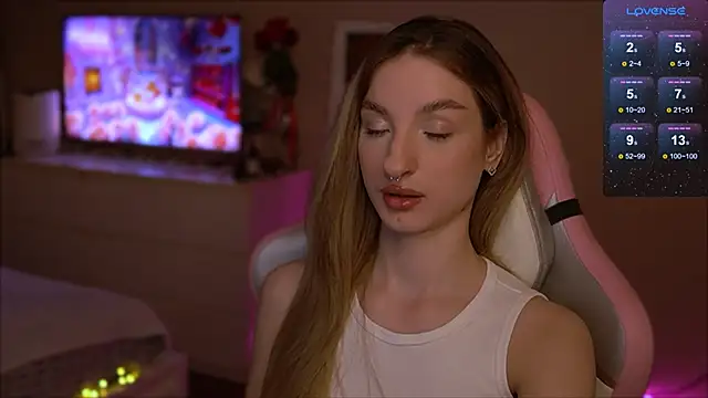 Snapshot of Lexy_kiky chatting on February 2025 09:37:02 PM Lexy kiky online show from February 2025 09:37:02 PM