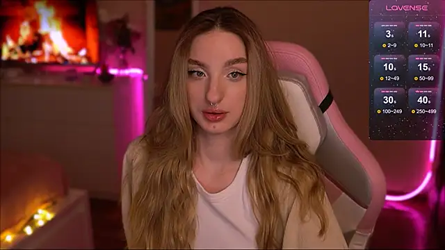 Snapshot of Lexy_kiky chatting on January 2025 01:31:02 AM Lexy kiky online show from January 2025 01:31:02 AM
